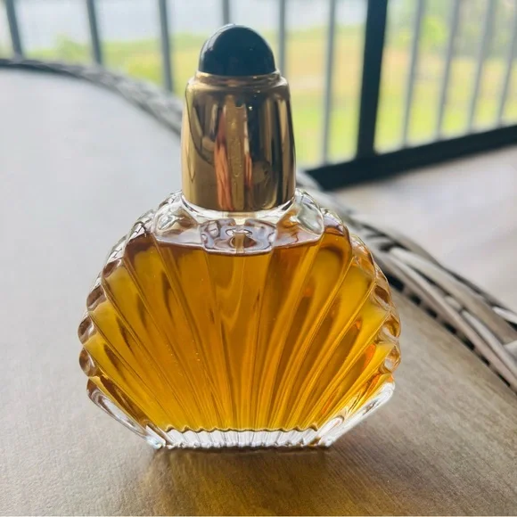 Elizabeth Taylor Black Pearls Perfume - Picture 2 of 4